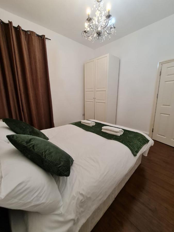 Canary Wharf Holiday Rooms London Bagian luar foto