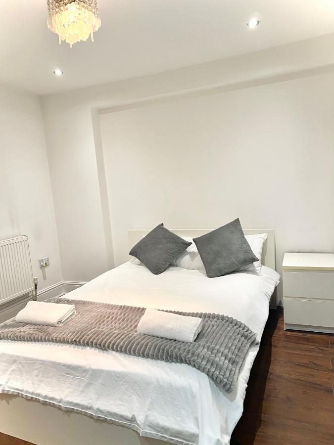 Canary Wharf Holiday Rooms London Bagian luar foto