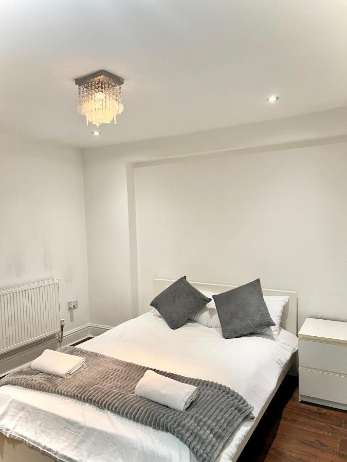 Canary Wharf Holiday Rooms London Bagian luar foto